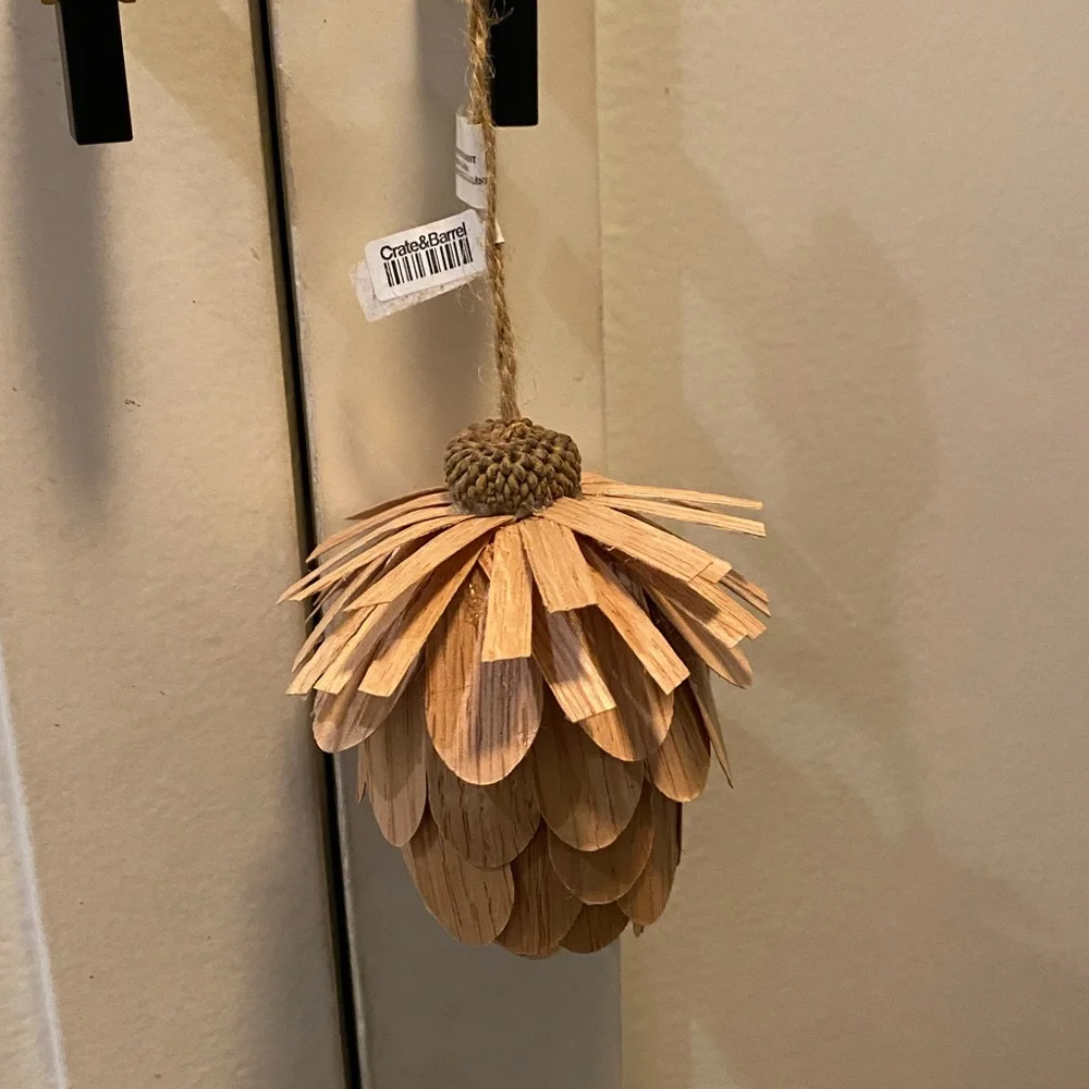 🎄 CRATE & BARREL Wood Pinecone Christmas Ornament, Qty 9